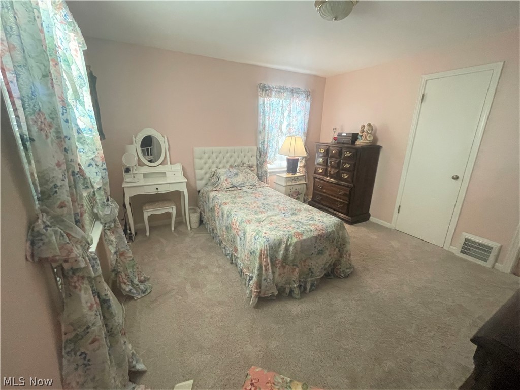 1315 Irene Road Lyndhurst, OH 44124 - Photo 11 of 16 Gallery Image 11