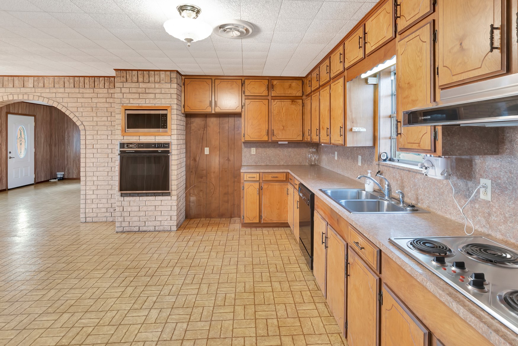 1840 Loop 522 Ganado, TX 77962 - Photo 14 of 44