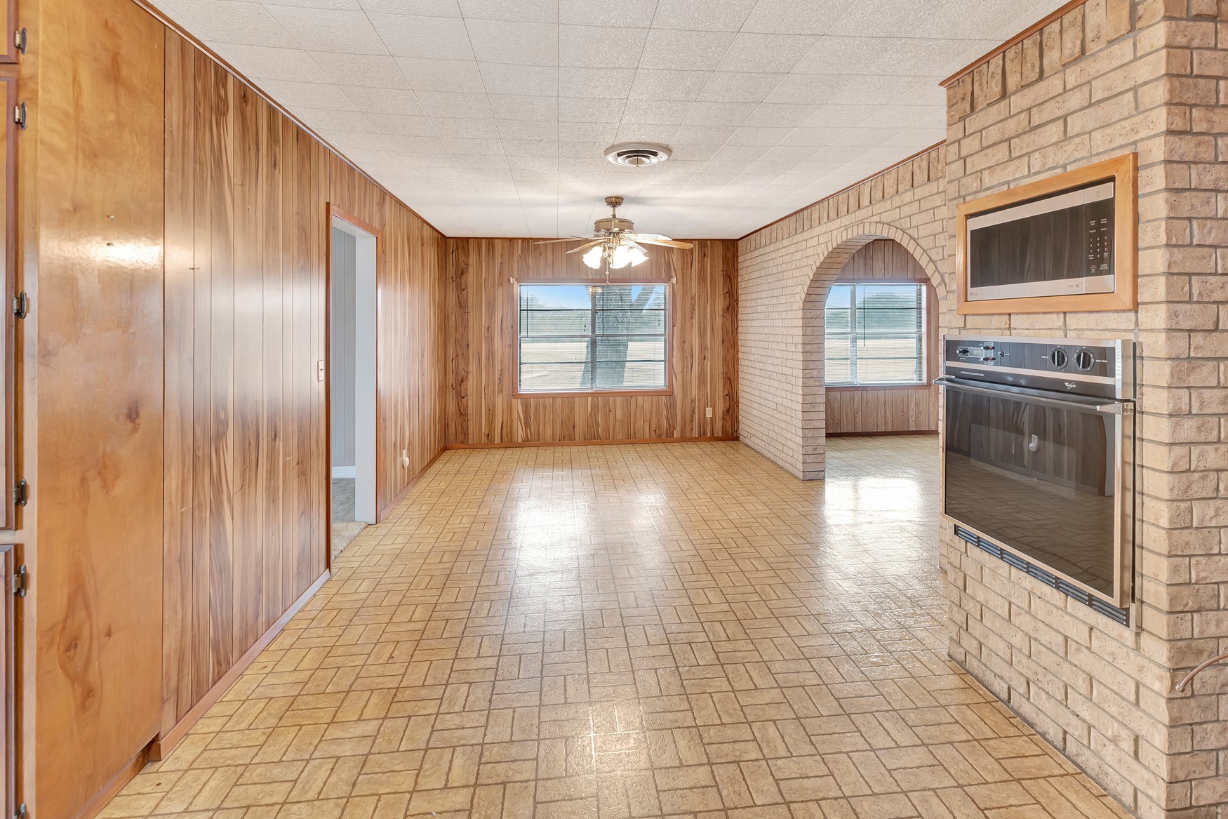 1840 Loop 522 Ganado, TX 77962 - Photo 16 of 44