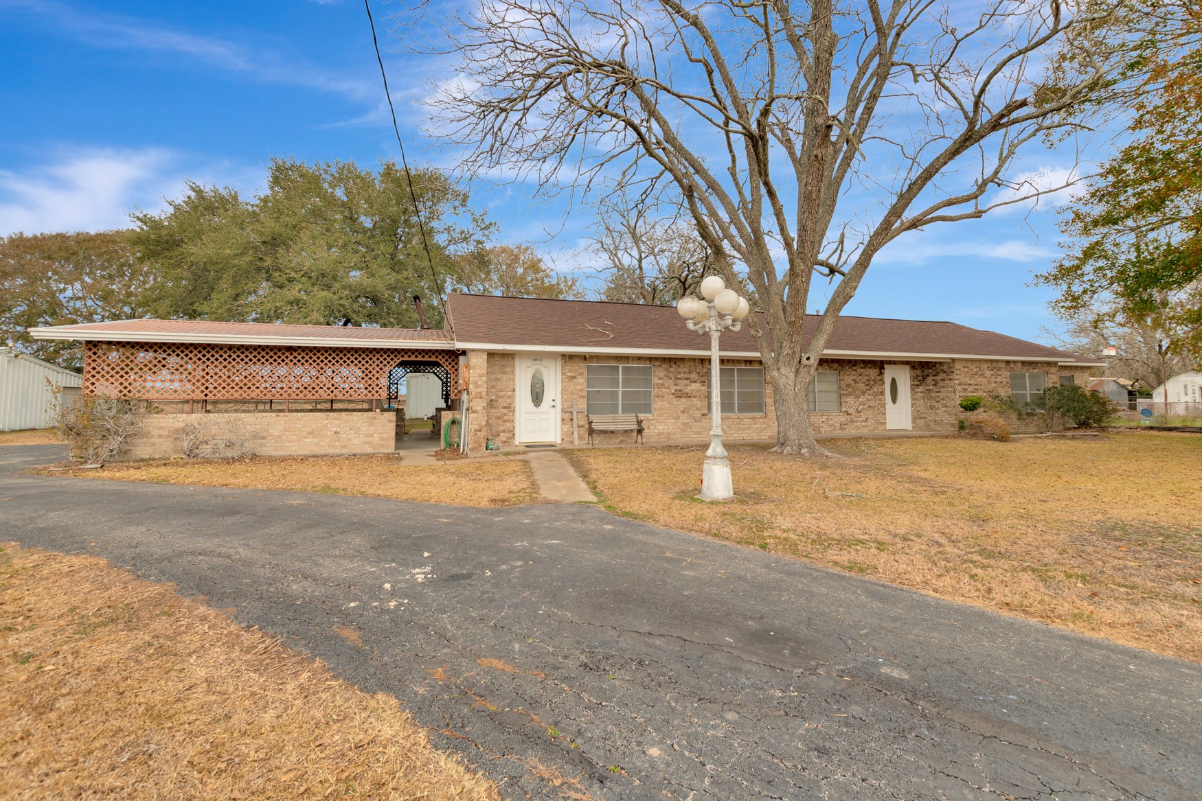 1840 Loop 522 Ganado, TX 77962 - Photo 2 of 44