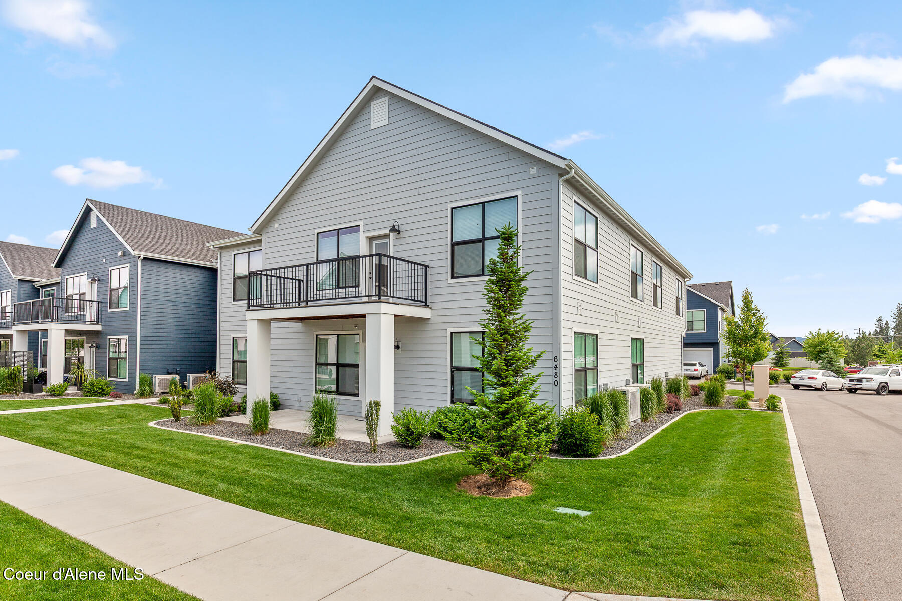 6480 North Atlas Road, Unit 208 Coeur D'Alene, ID 83815 - Photo 1 of 22 6480NAtlasRdUnit208-2