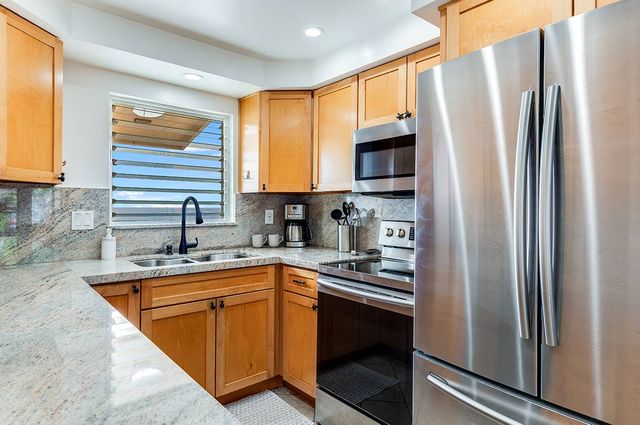 $1,145,000 | 78-6800 Alii Drive, Unit 183, Kailua-Kona, HI 96740