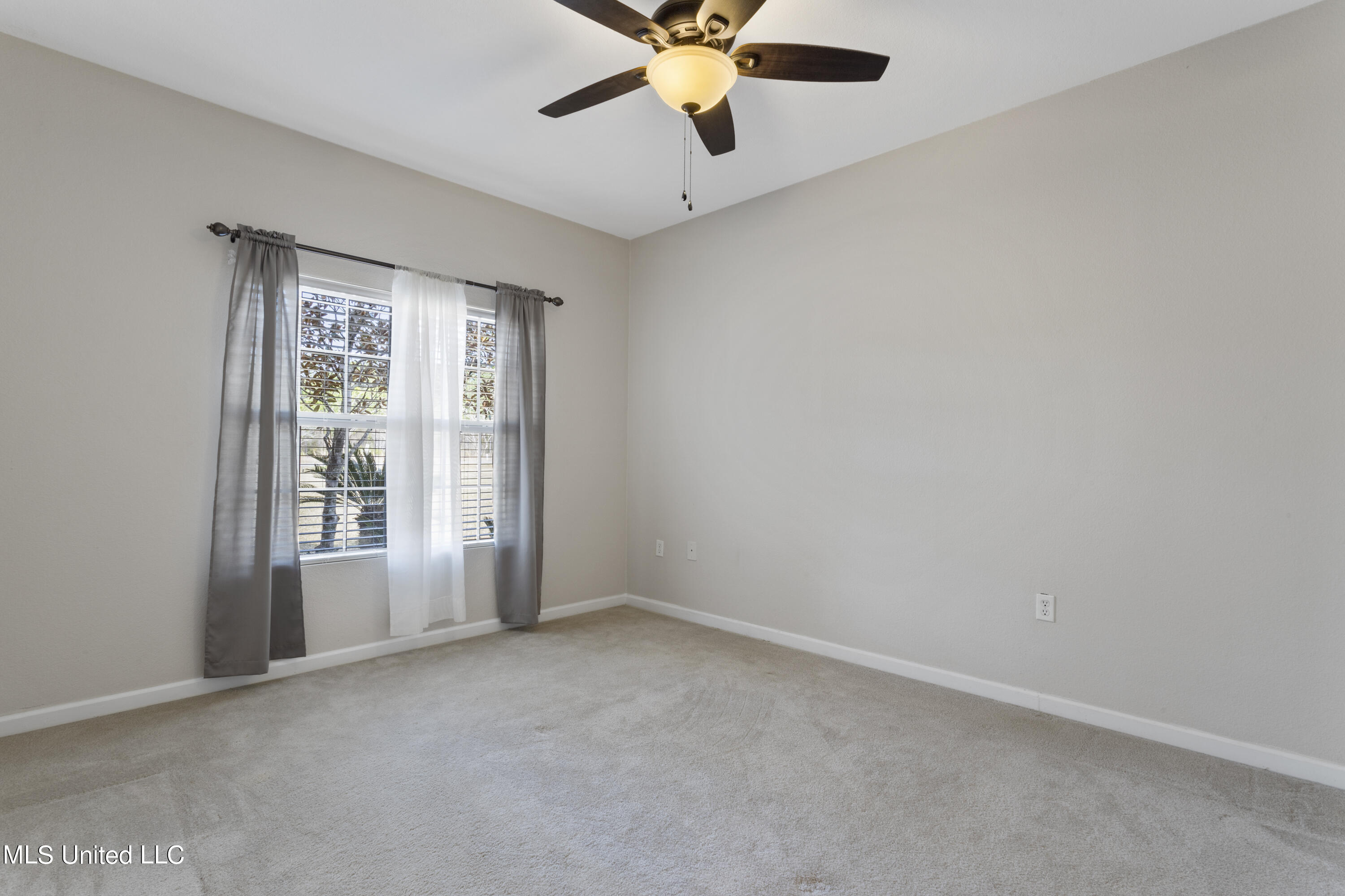 15221 Parker Road Biloxi, MS 39532 - Photo 25 of 34 025