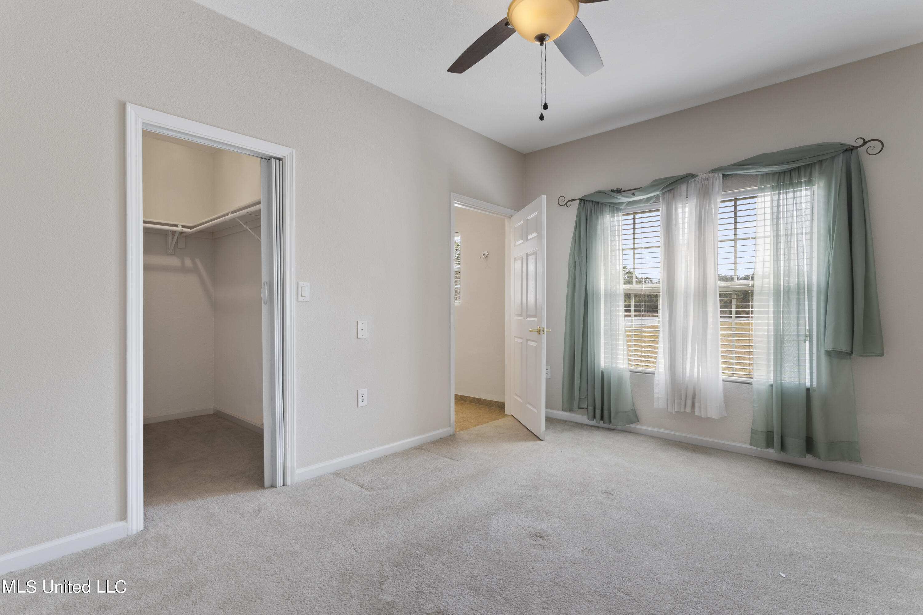 15221 Parker Road Biloxi, MS 39532 - Photo 27 of 34 027