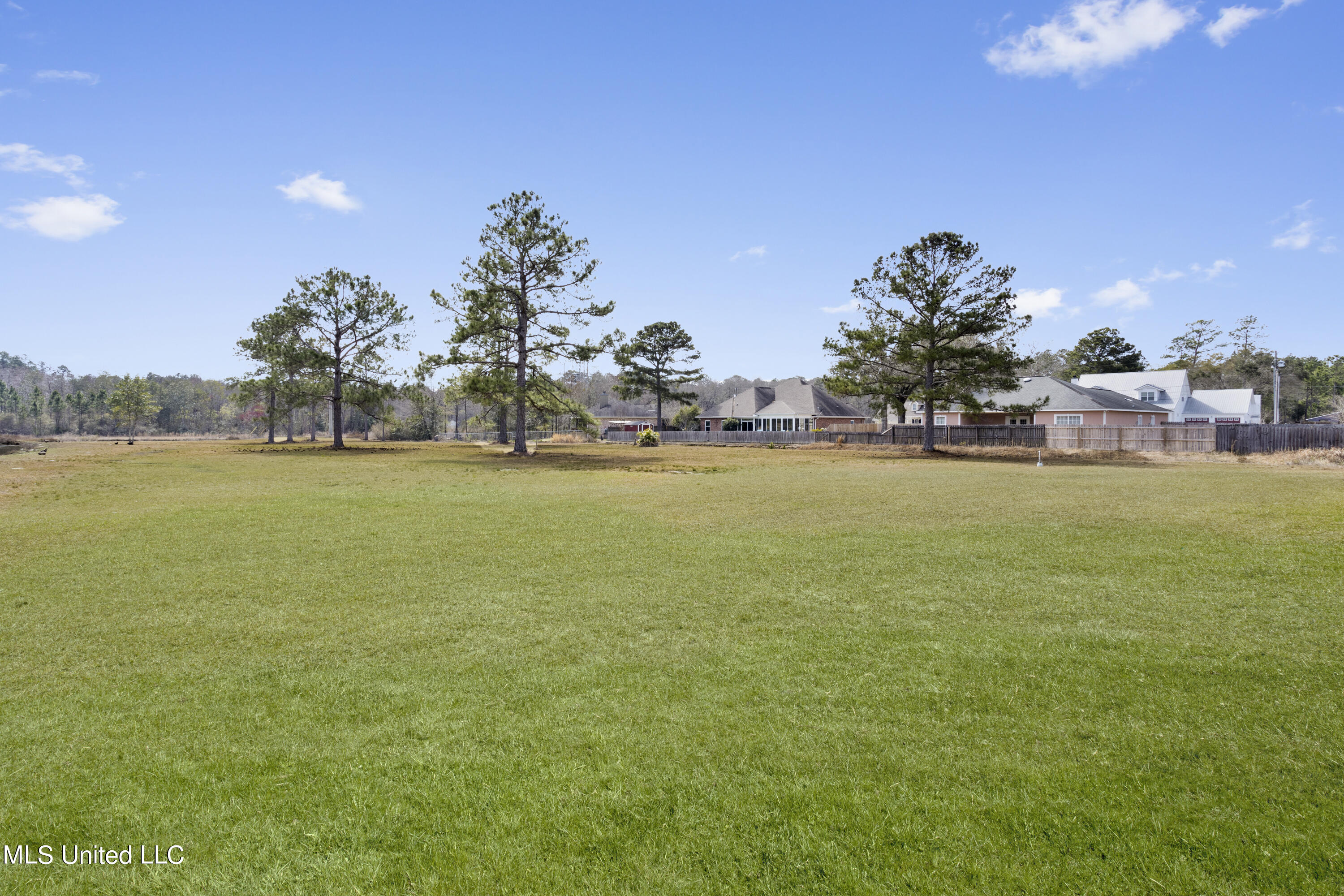 15221 Parker Road Biloxi, MS 39532 - Photo 34 of 34 034