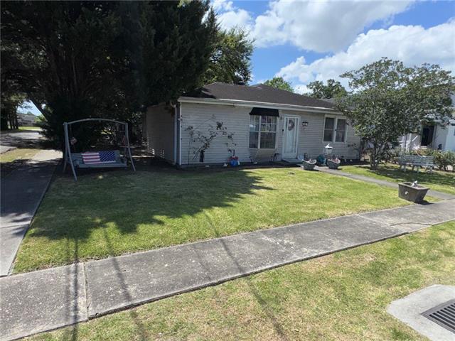 918 Perry Street Gretna, LA 70053 - Photo 4 of 17
