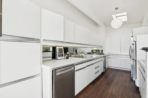 $2,595,000 | 748 Beechnut Court, San Rafael, CA 94903