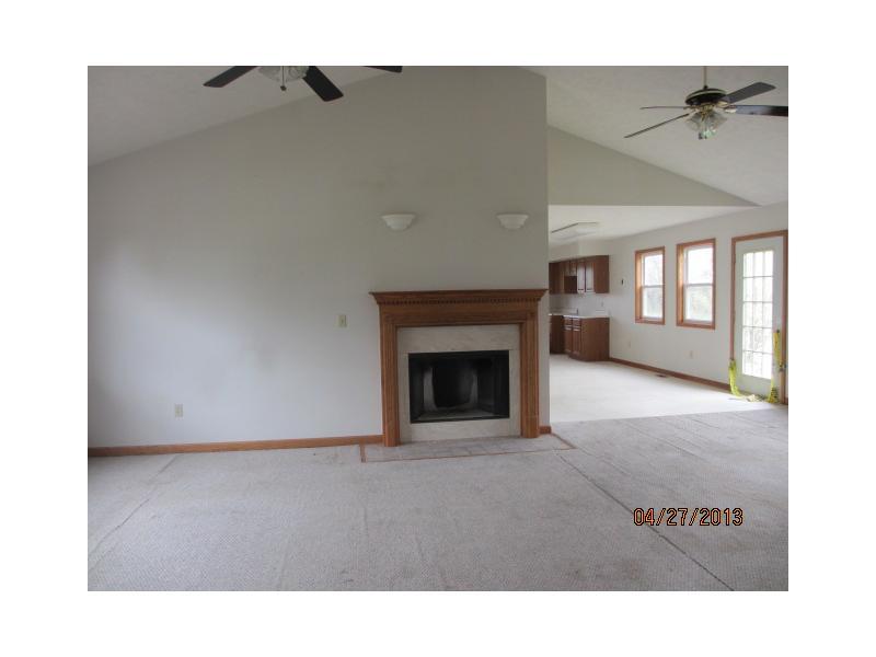 6594 Colfax Manson Road Colfax, IN 46035 - Photo 12 of 18 Gallery Image 12