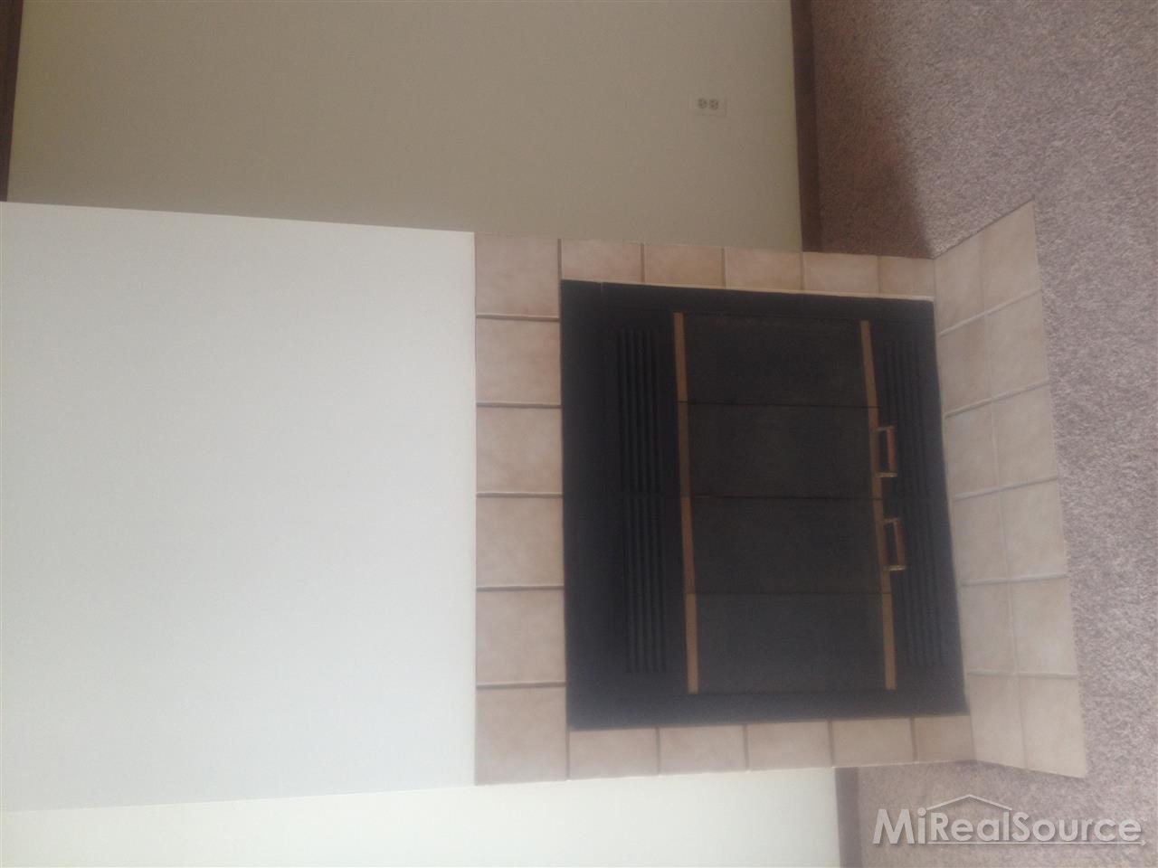 906 Neff Road, Unit 908 Grosse Pointe, MI 48230 - Photo 13 of 21