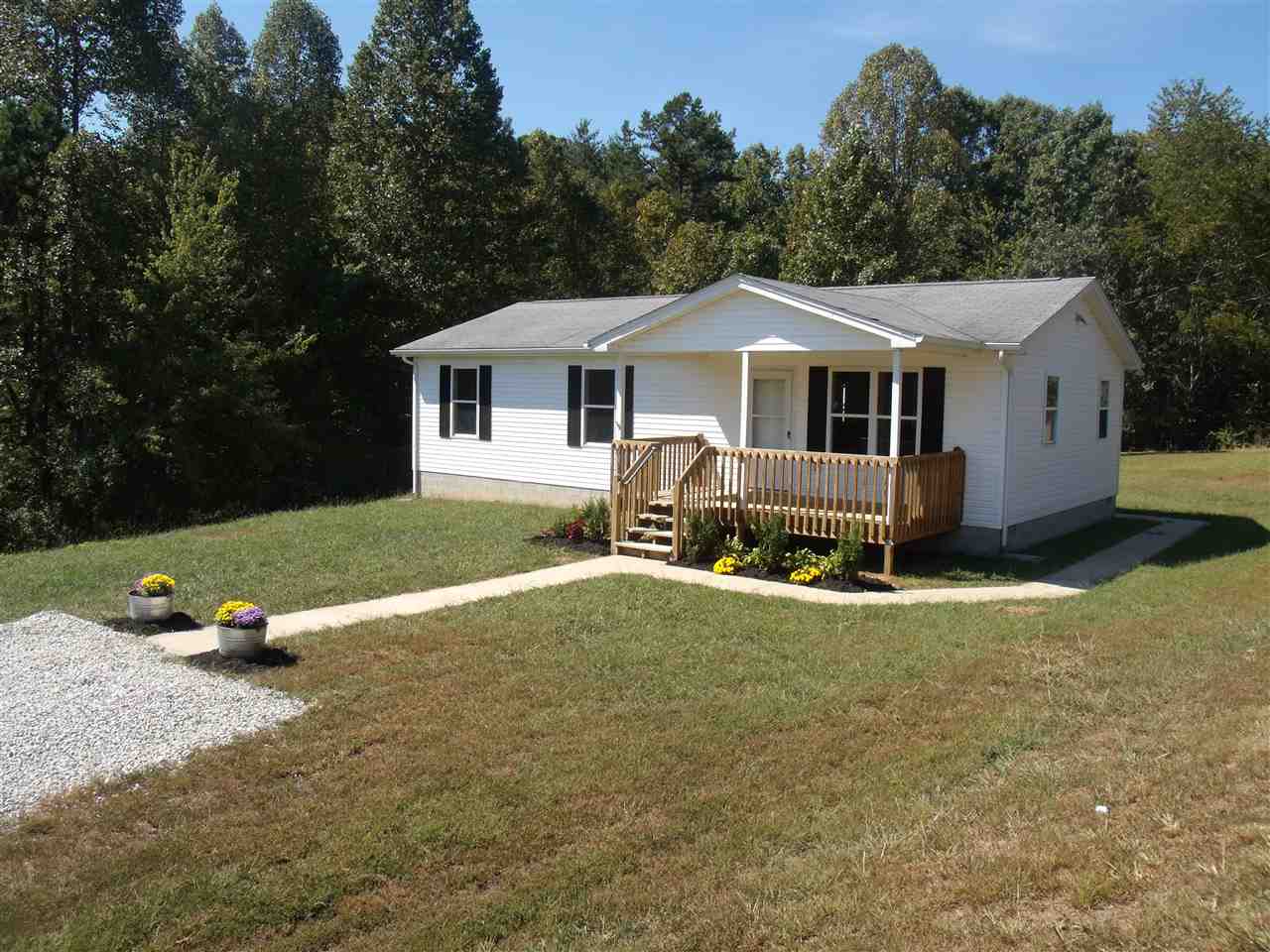 390 Boggs Road Olive Hill, KY 41164 - Photo 1 of 1