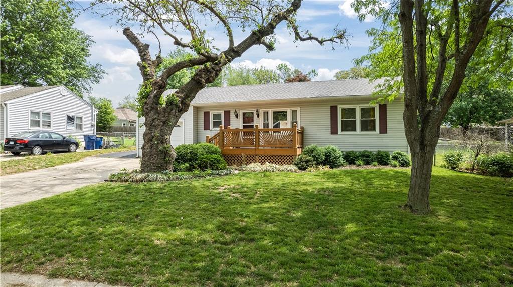 8455 Peoria Street, De Soto, KS 66018 Compass