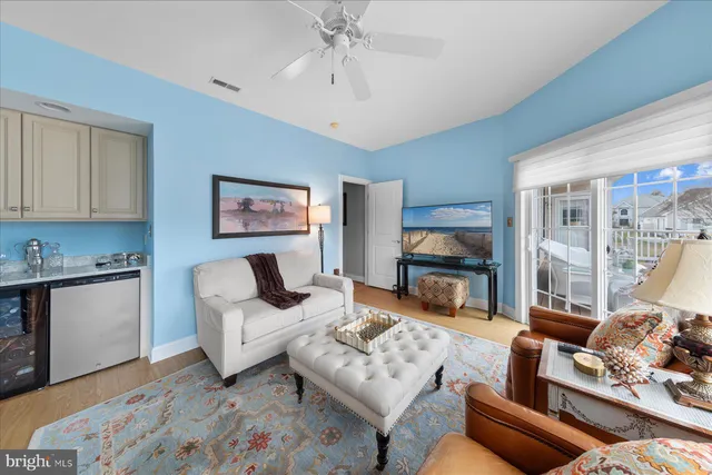 $1,100,000 | 126 East Buckingham Drive, Rehoboth Beach, DE 19971