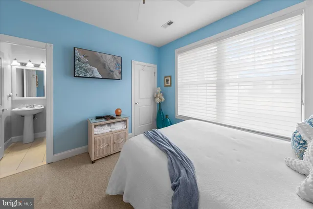 $1,100,000 | 126 East Buckingham Drive, Rehoboth Beach, DE 19971