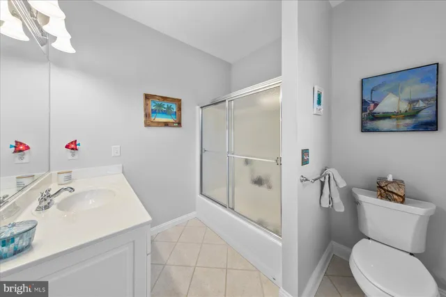 $1,100,000 | 126 East Buckingham Drive, Rehoboth Beach, DE 19971