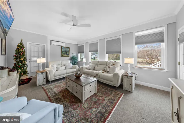 $1,100,000 | 126 East Buckingham Drive, Rehoboth Beach, DE 19971