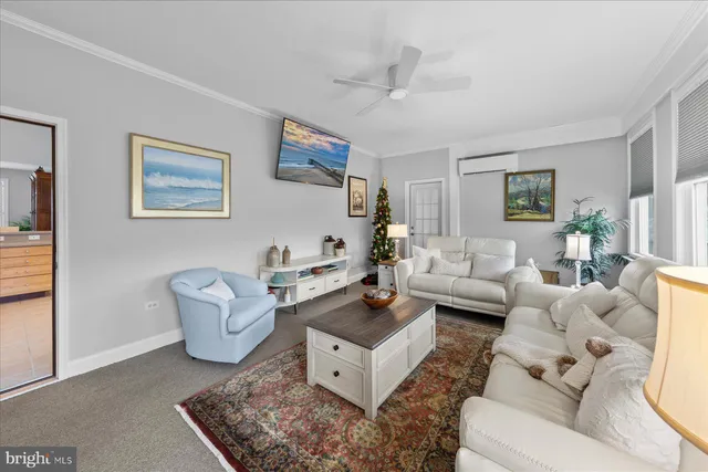 $1,100,000 | 126 East Buckingham Drive, Rehoboth Beach, DE 19971