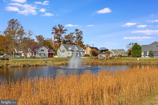 $1,100,000 | 126 East Buckingham Drive, Rehoboth Beach, DE 19971