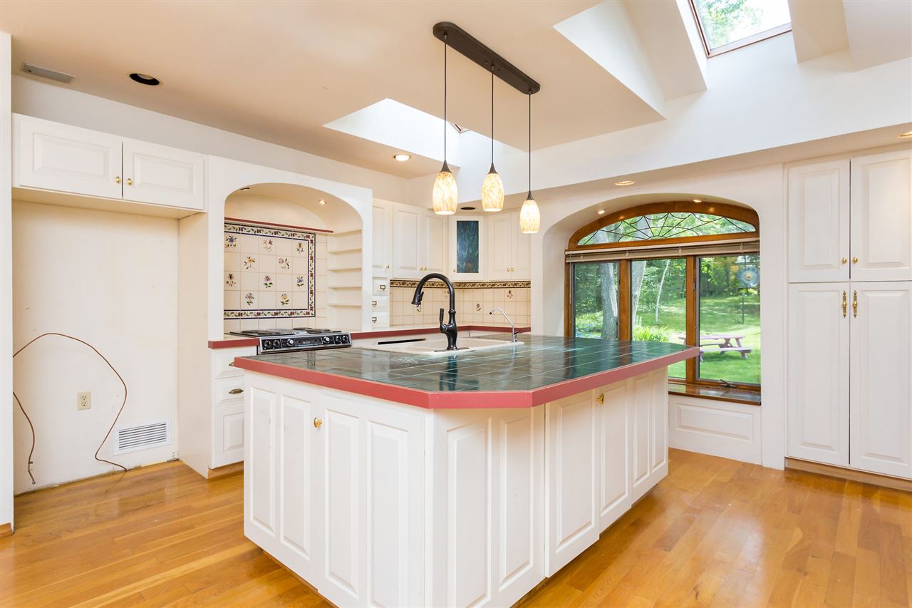 64 Lewis Road Kittery, ME 03904 - Photo 19 of 35