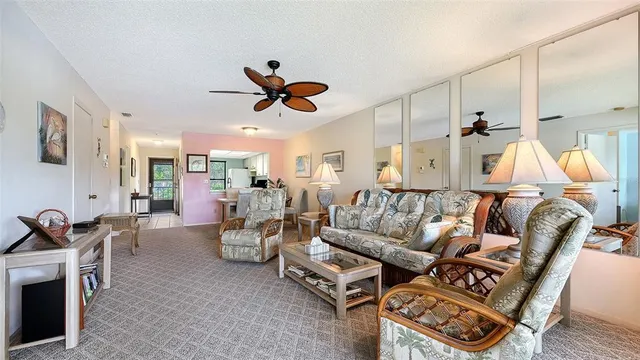 $269,900 | 2937 Taywood Meadows, Unit 32, Sarasota, FL 34235