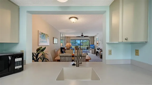 $269,900 | 2937 Taywood Meadows, Unit 32, Sarasota, FL 34235