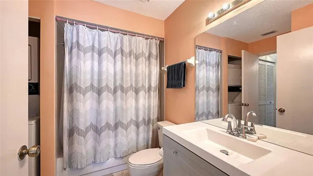 $269,900 | 2937 Taywood Meadows, Unit 32, Sarasota, FL 34235