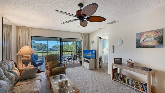 $269,900 | 2937 Taywood Meadows, Unit 32, Sarasota, FL 34235