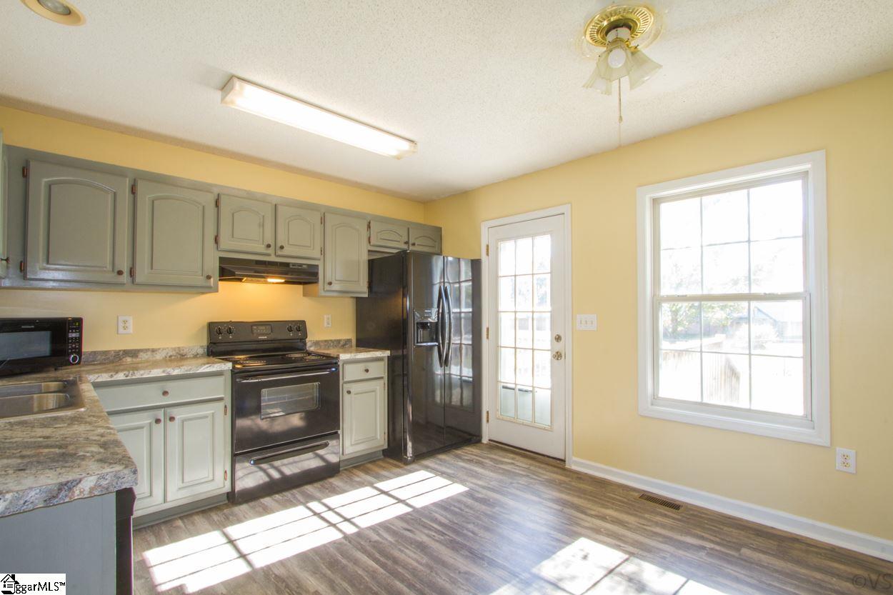 194 Sheriff Mill Road Easley, SC 29642 - Photo 6 of 27 Gallery Image 6