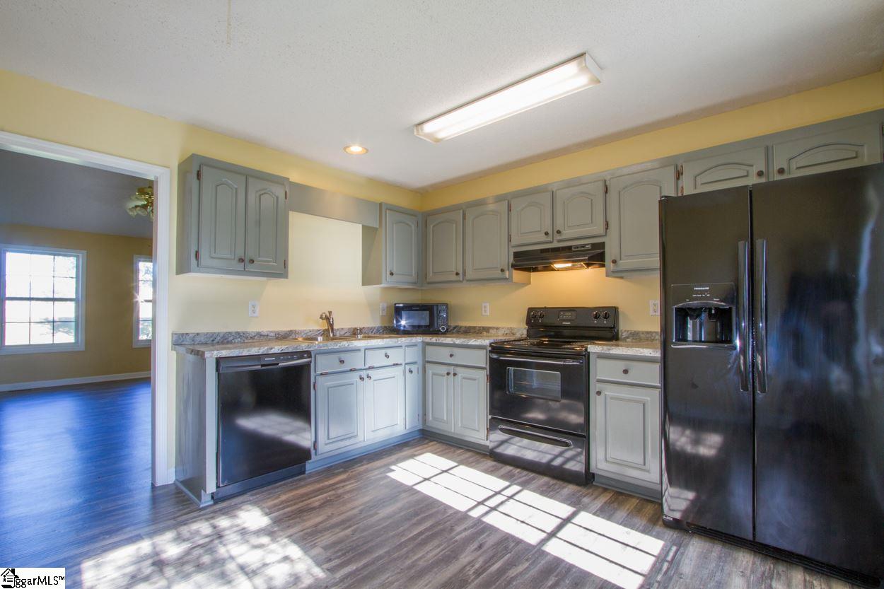 194 Sheriff Mill Road Easley, SC 29642 - Photo 7 of 27 Gallery Image 7