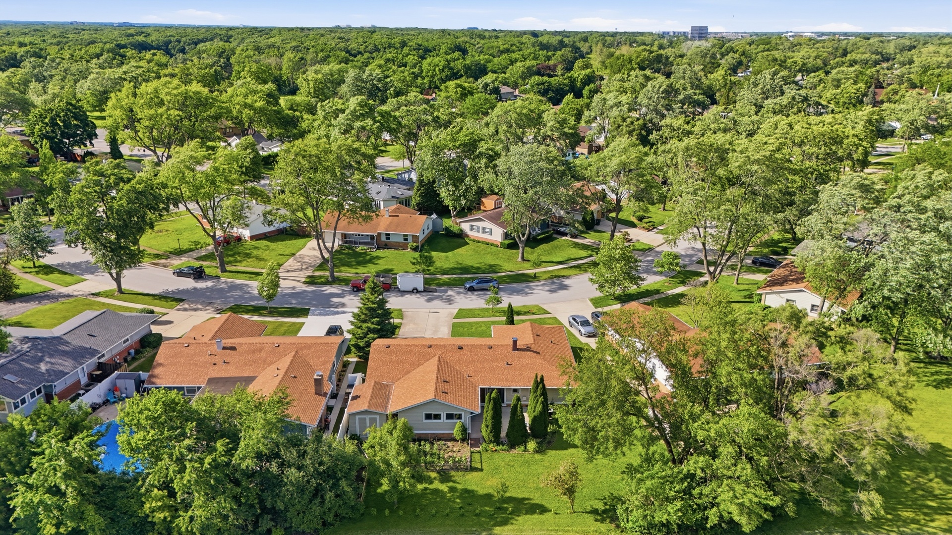213 Edgeware Road Elk Grove Village, IL 60007 - Photo 46 of 48