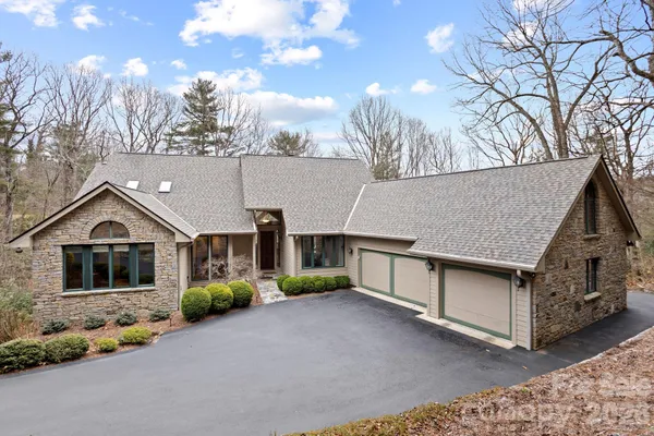$1,495,000 | 175 Overlook Drive, Flat Rock, NC 28731