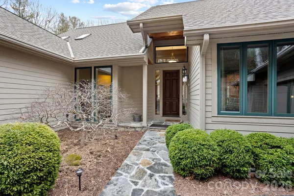 $1,495,000 | 175 Overlook Drive, Flat Rock, NC 28731