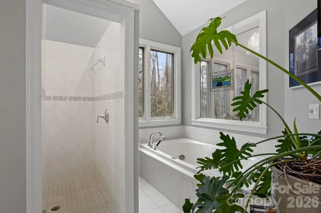 $1,660,000 | 175 Overlook Drive, Flat Rock, NC 28731