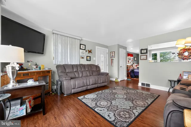 $360,000 | 3526 Fitler Street, Philadelphia, PA 19114