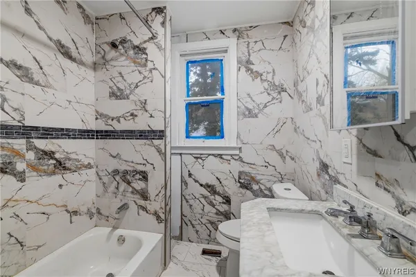 $199,900 | 507 Glenwood Avenue, Buffalo, NY 14208