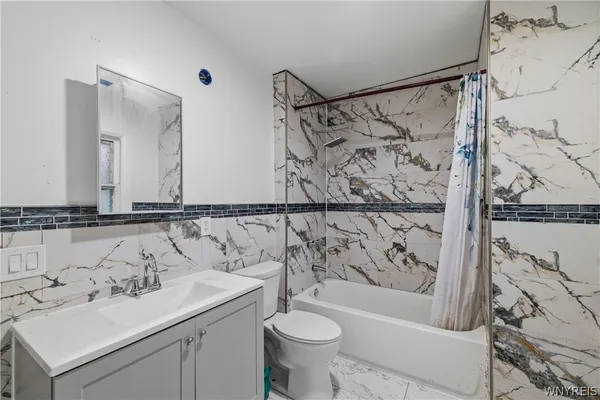 $199,900 | 507 Glenwood Avenue, Buffalo, NY 14208