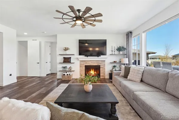 $975,000 | 25171 East Nova Place, Aurora, CO 80016