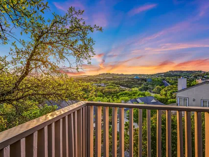 $595,000 | 5603 Oakwood Cove, Unit 212, Austin, TX 78731