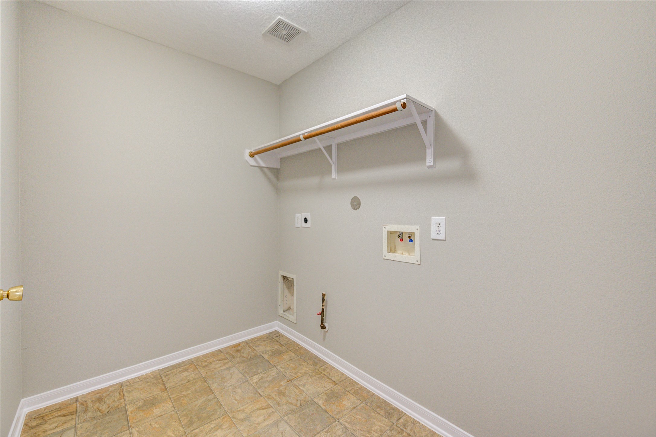 19427 Harvest Stream Way Houston, TX 77084 - Photo 9 of 38 a view of an empty room