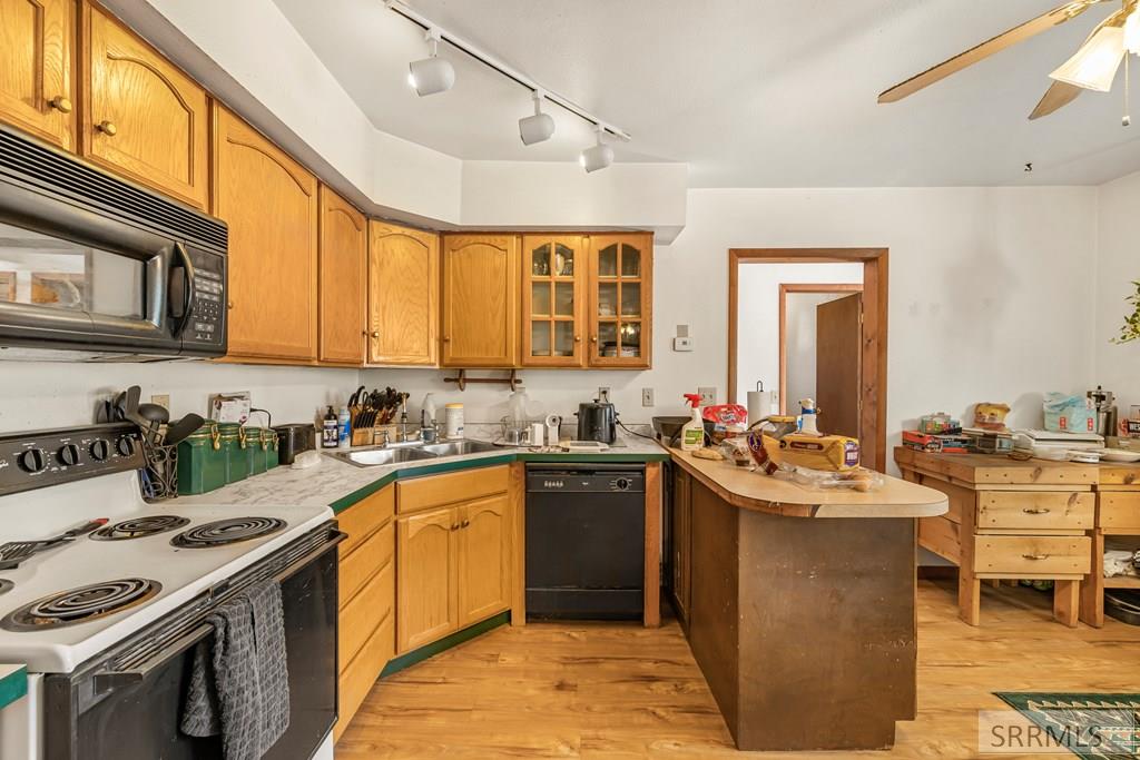 366 North Water Street Arco, ID 83213 - Photo 11 of 47