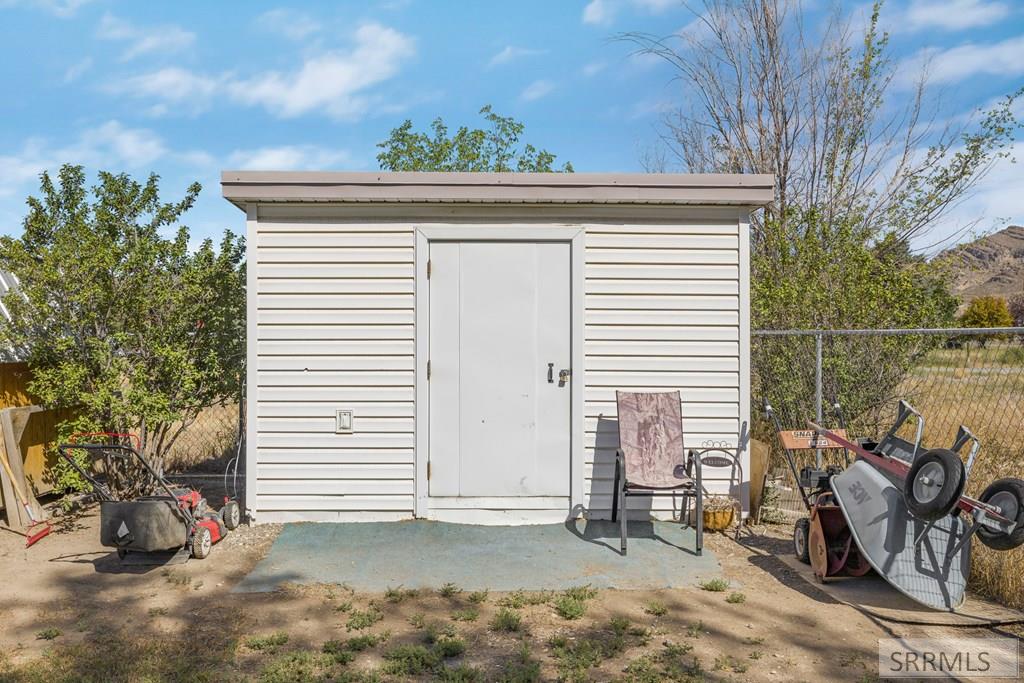 366 North Water Street Arco, ID 83213 - Photo 34 of 47