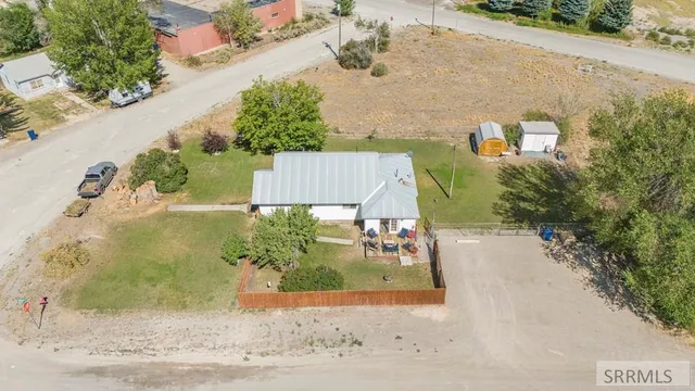 $219,999 | 366 North Water Street, Arco, ID 83213