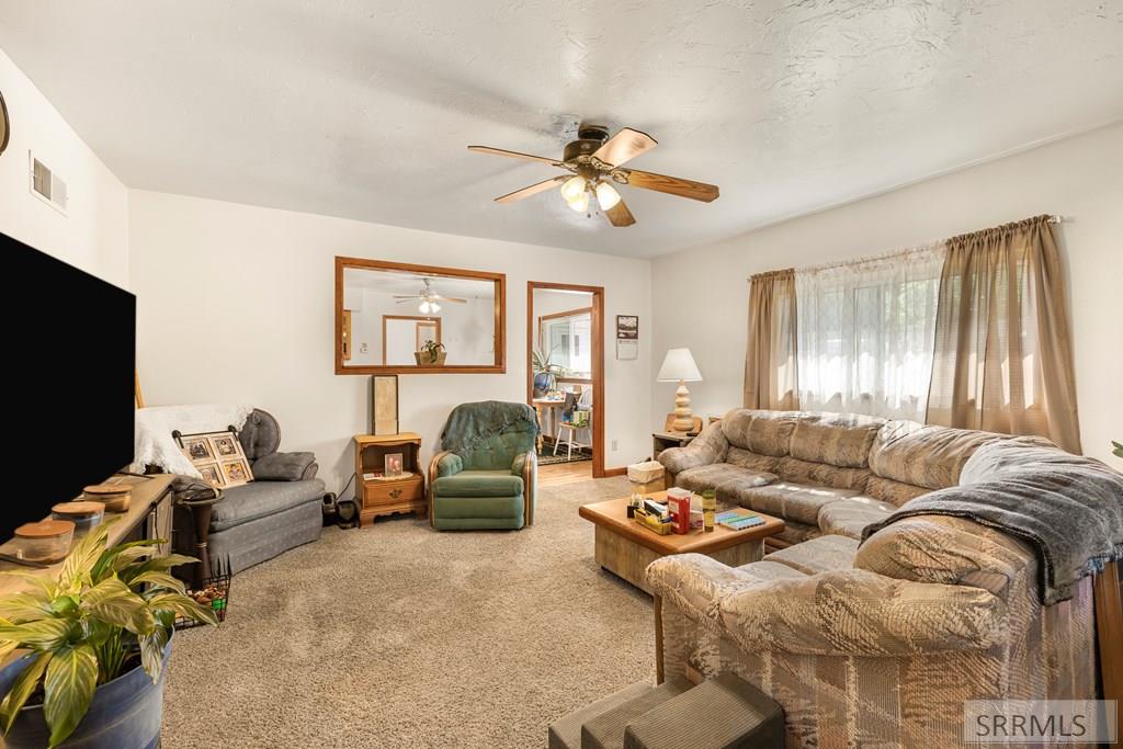 366 North Water Street Arco, ID 83213 - Photo 7 of 47