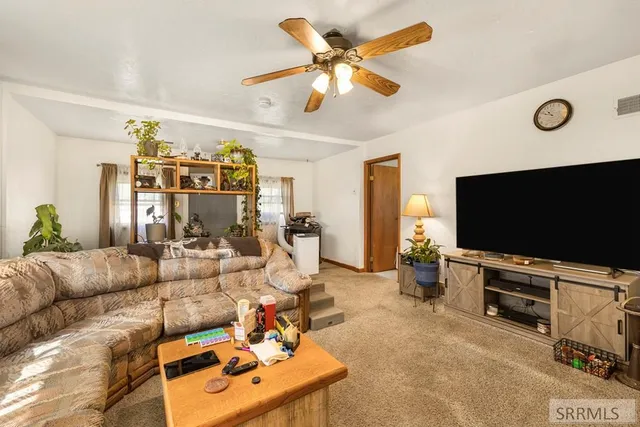 $219,999 | 366 North Water Street, Arco, ID 83213