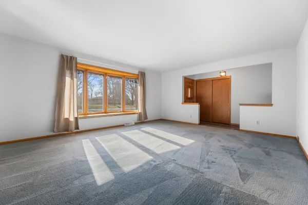$449,900 | W287-n6615 Hibritten Way, Merton, WI 53029