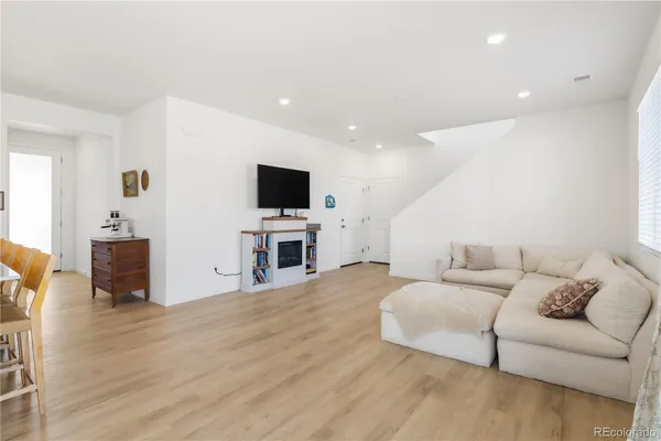 $625,000 | 7193 East 126th Avenue, Thornton, CO 80602