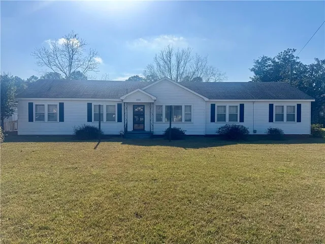 $230,000 | 6305 Shreveport Highway, Pineville, LA 71360