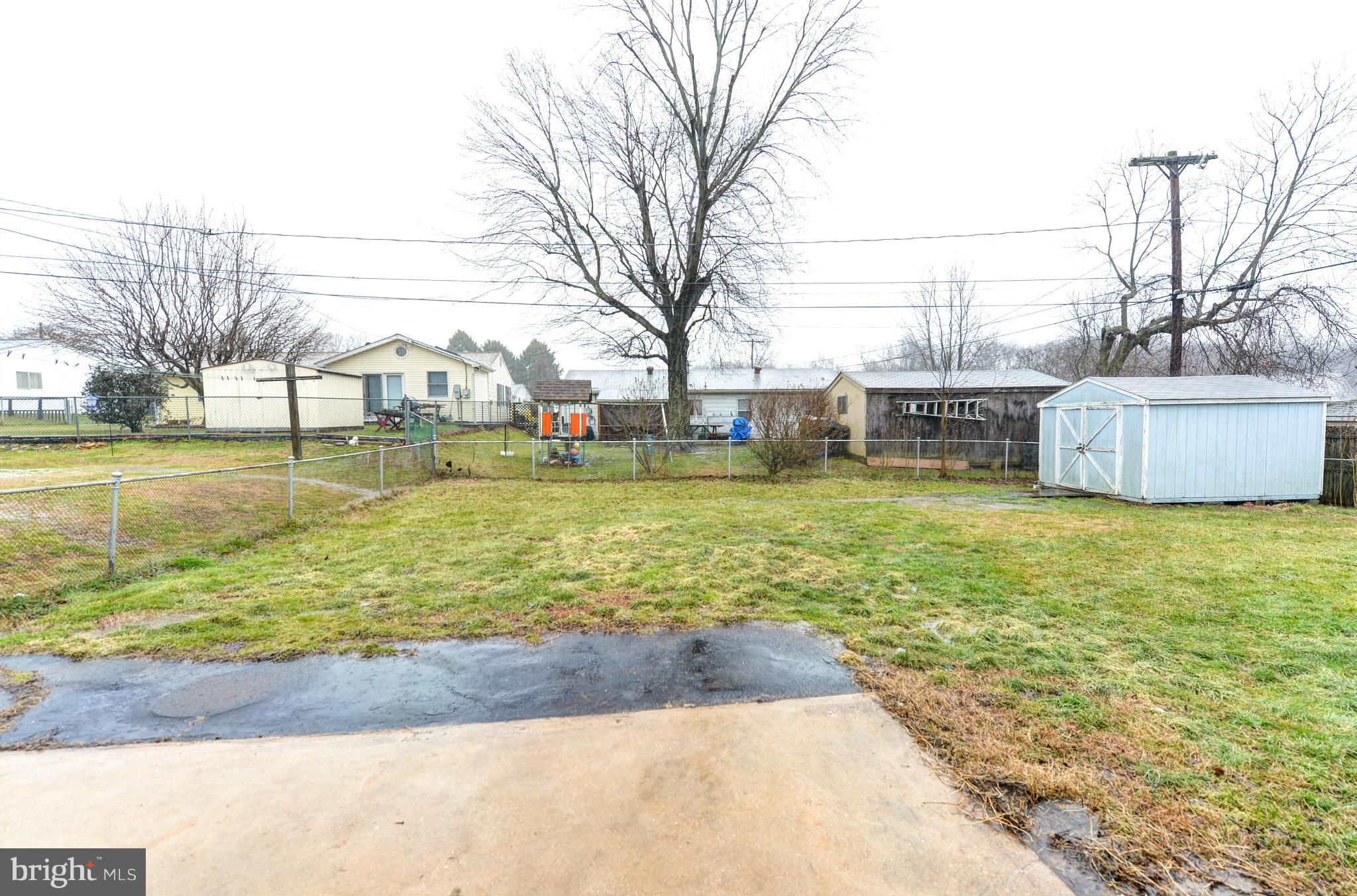 1 Kent Road Elkton, MD 21921 - Photo 18 of 20 fenced yard
