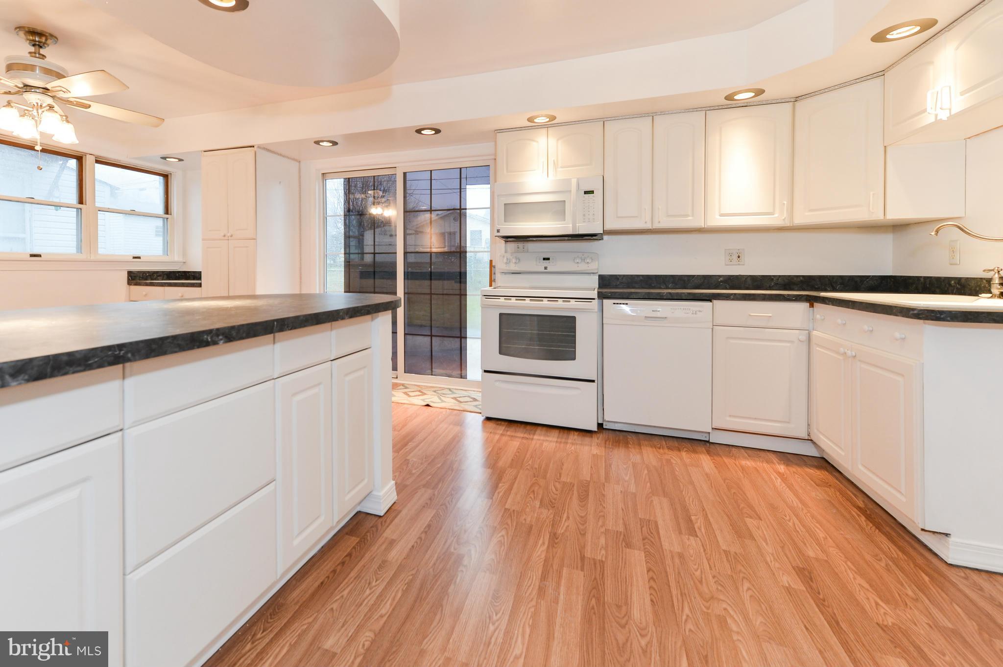 1 Kent Road Elkton, MD 21921 - Photo 4 of 20 good view of the cabinet space