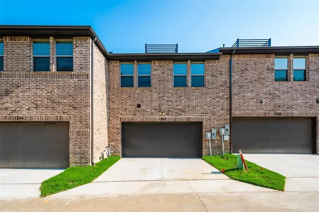 $3,200 | 1358 Madison Avenue, Flower Mound, TX 75028