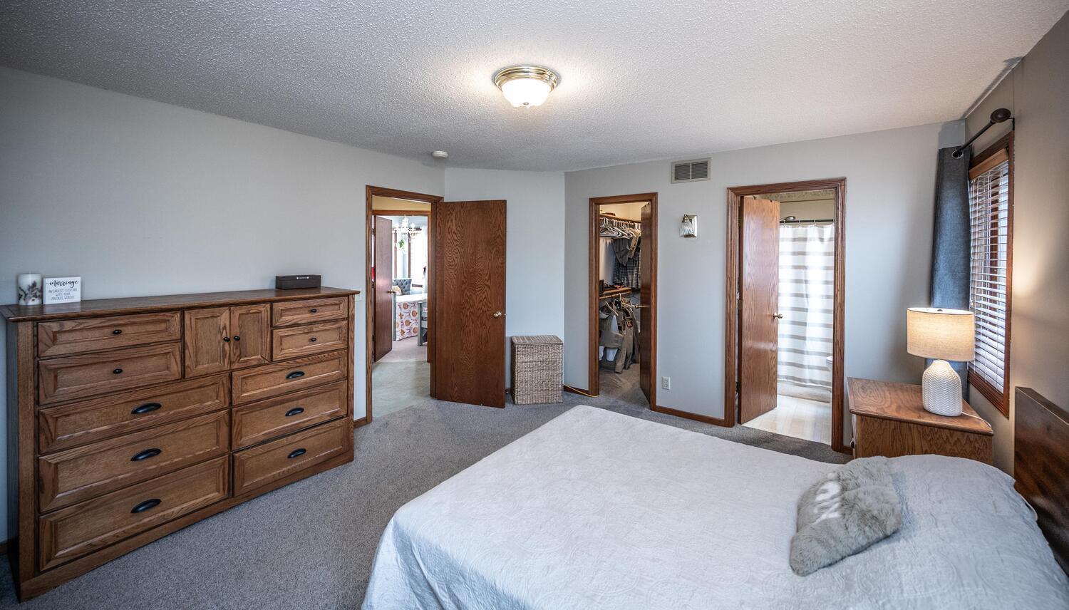 13632 Princeton Circle Savage, MN 55378 - Photo 17 of 34